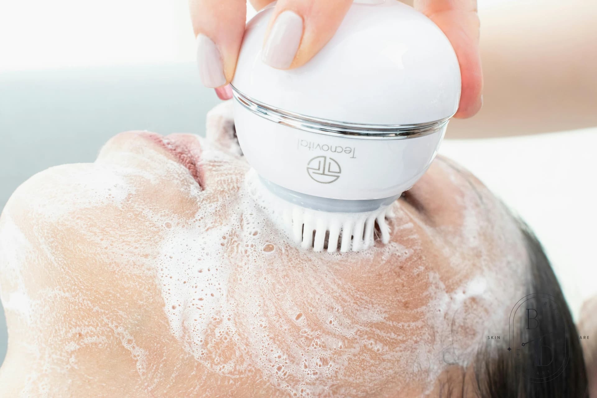 Professional deep skin cleansing